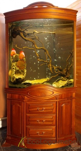 Декоративный буфет с аквариумом